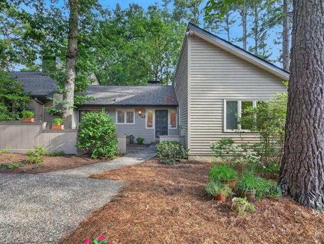 Townhouse for sale in Durham, North Carolina