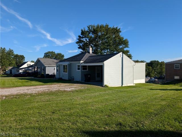 House for sale in Cambridge, Guernsey County