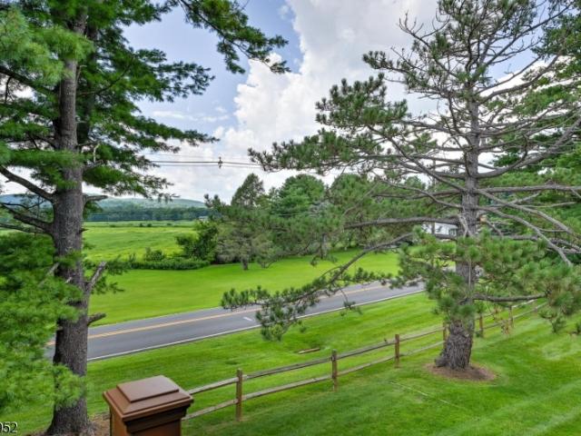 Townhouse for sale in Allamuchy, New Jersey