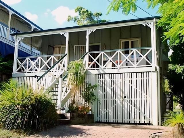 Apartment for rent in Toombul, Queensland