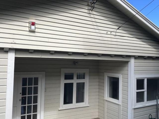 House for rent in Wadestown, Wellington