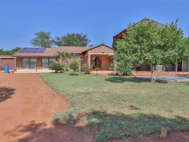 Commercial for sale in Waterkloof, Gauteng