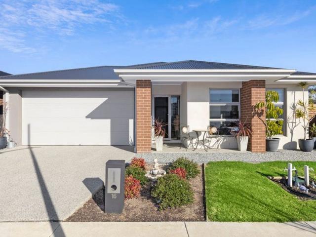 Apartment for rent in Watermark, Geelong