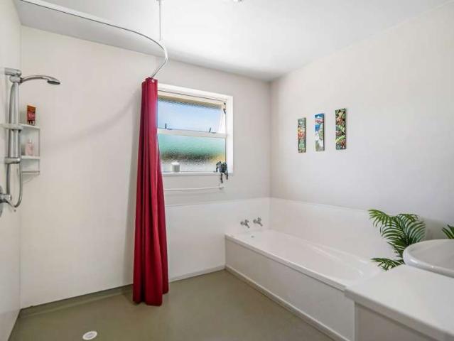 House for sale in Otakou