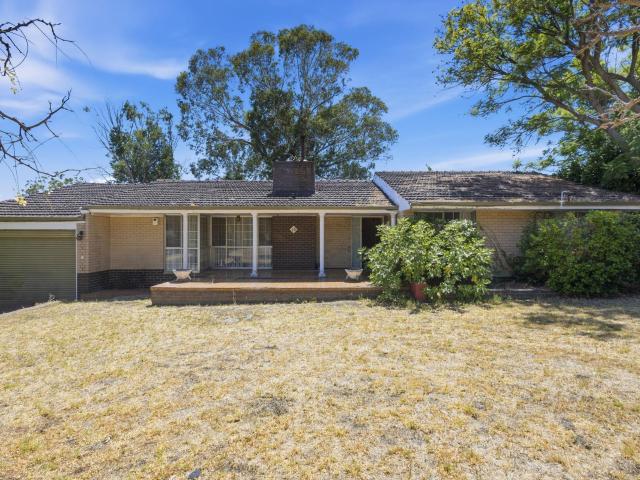 House for sale in Mount Nasura, Western Australia