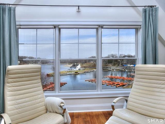 Condo for sale in Danbury, Connecticut