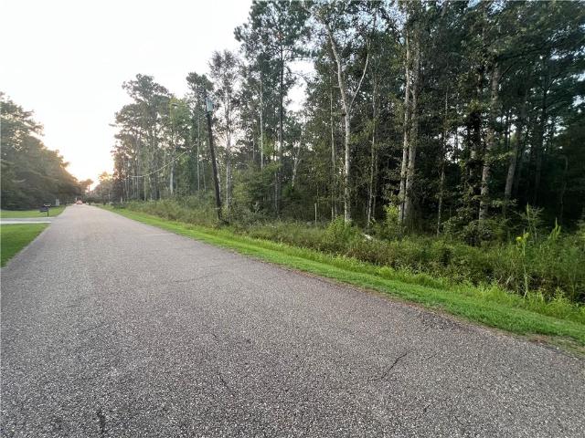 Land for sale in Lacombe, St. Tammany Parish