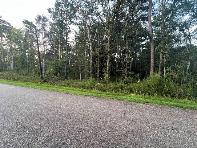 Land for sale in Lacombe, St. Tammany Parish
