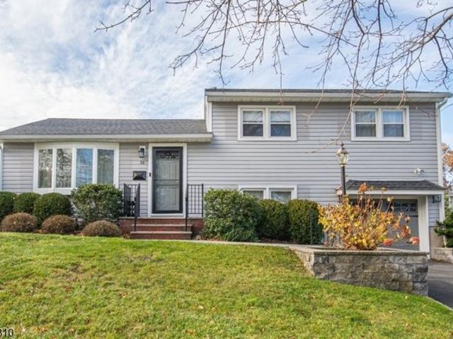 House for sale in Waldwick, New Jersey