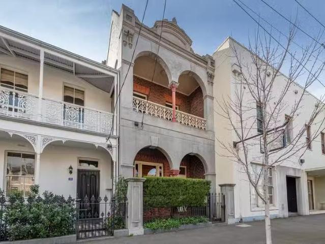 House for rent in East Melbourne