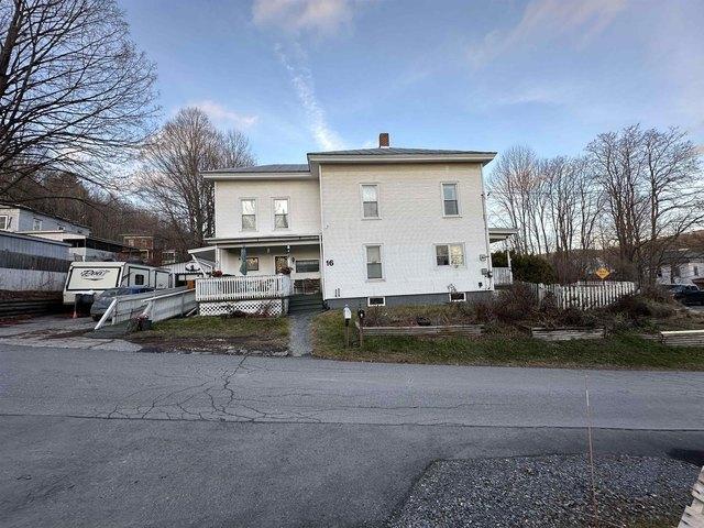 House for sale in Williamstown, Vermont