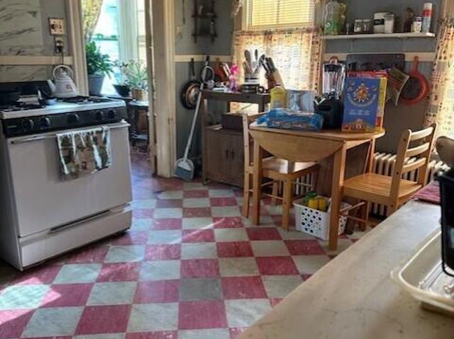 House for sale in Amsterdam, New York