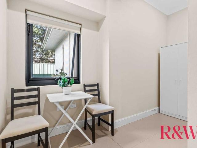 Granny Flat for rent in Sydney, New South Wales