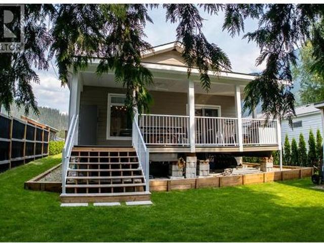 House for sale in Revelstoke, British Columbia