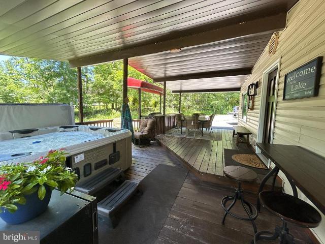 House for sale in Garrett, Maryland
