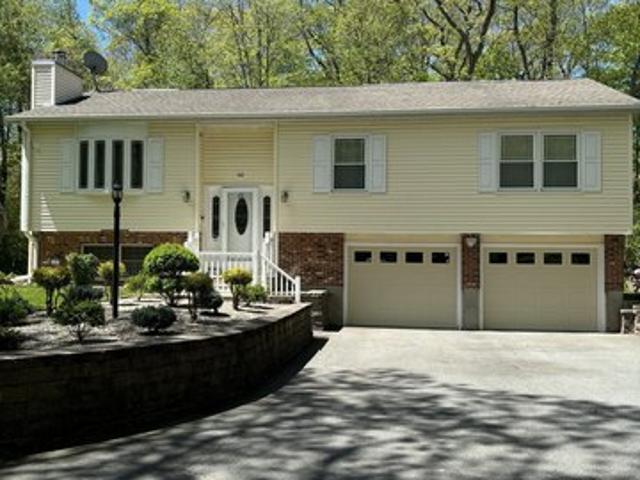 House for sale in Ledyard, Connecticut