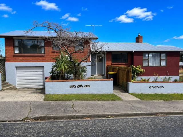 House for rent in Otakou