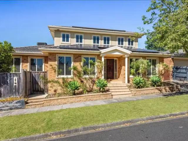 House for rent in Box Hill