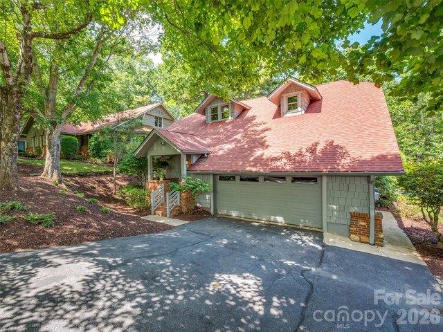 House for sale in Hendersonville, North Carolina