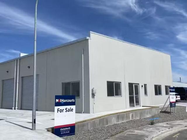 House for sale in Chaslands, Canterbury