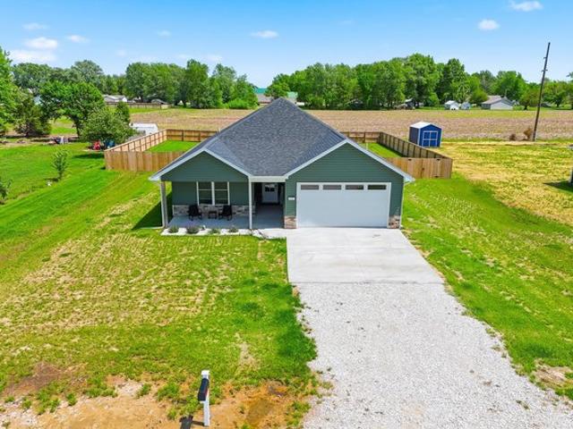 House for sale in Cairo, Missouri