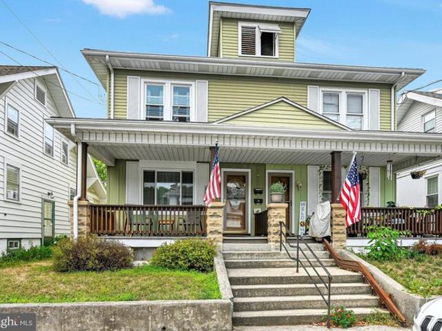 Townhouse for sale in Pine Grove, Pennsylvania