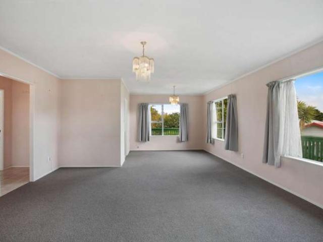 House for sale in Clarks
