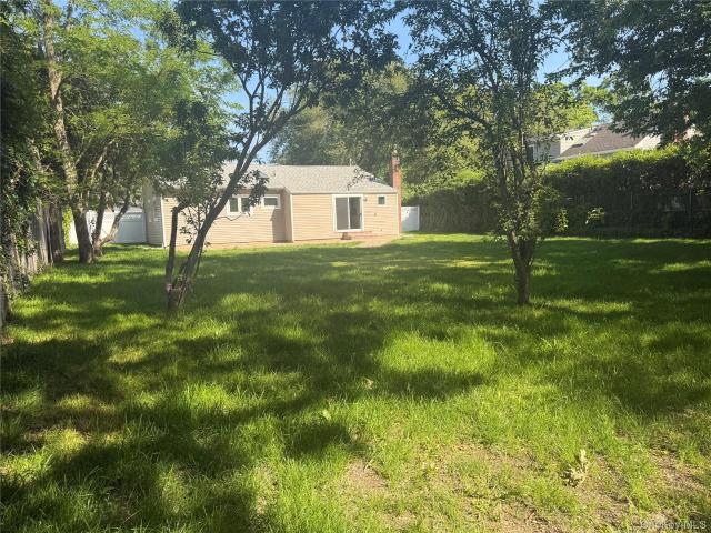House for sale in Bohemia, New York