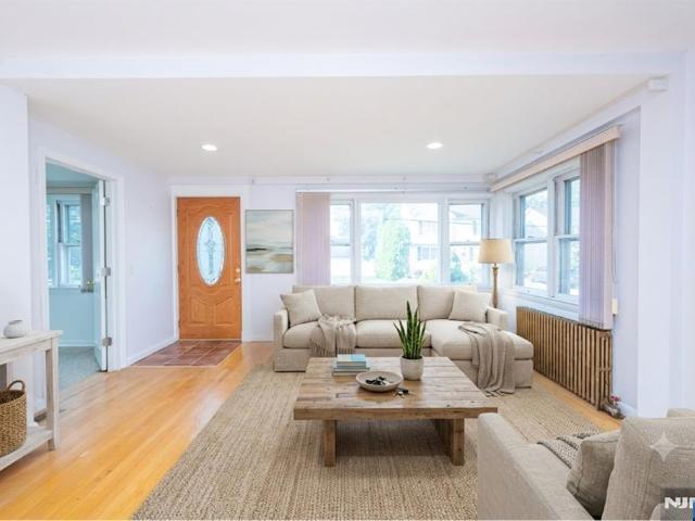 House for sale in Waldwick, New Jersey