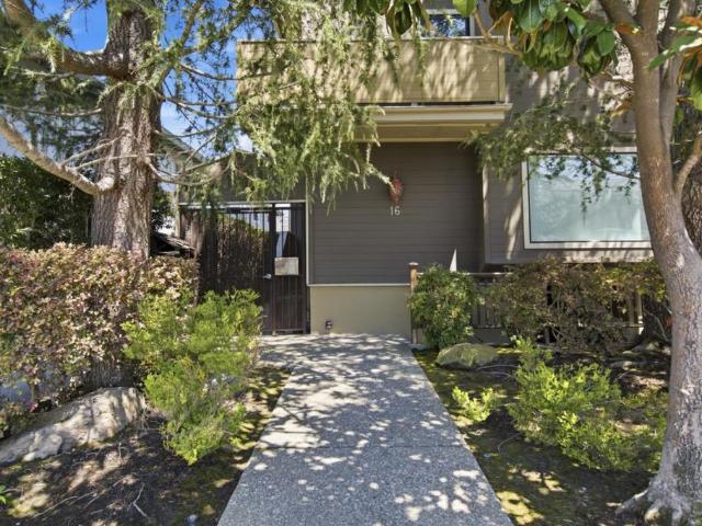 Townhouse for sale in San Mateo, California