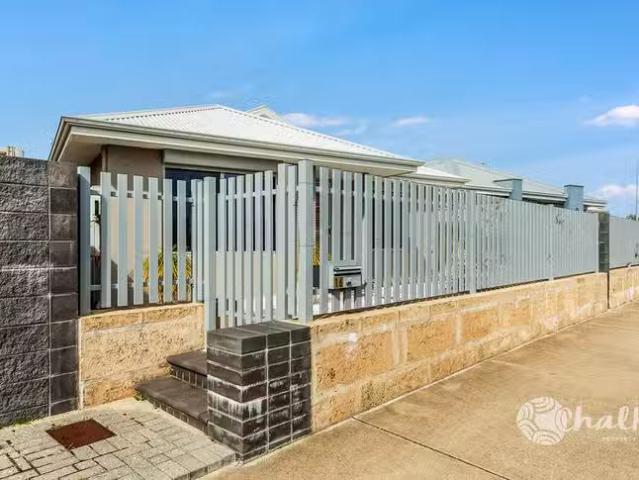 House for rent in Golden Bay, Western Australia