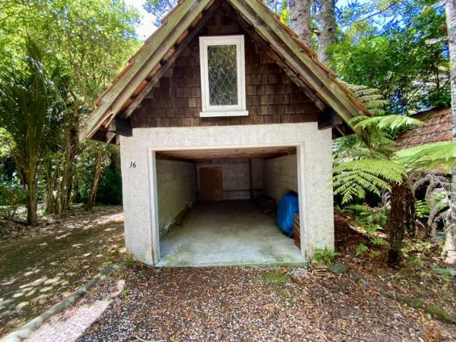 House for rent in Oratia
