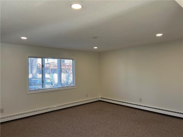 House for sale in Lincoln, Rhode Island