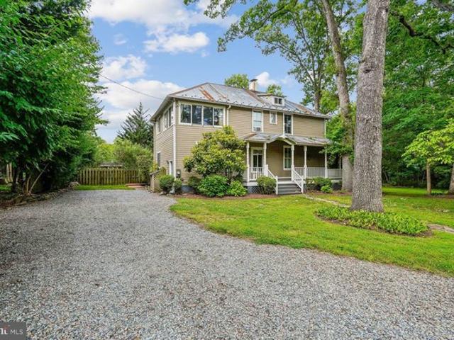 House for sale in Washington Grove, Maryland