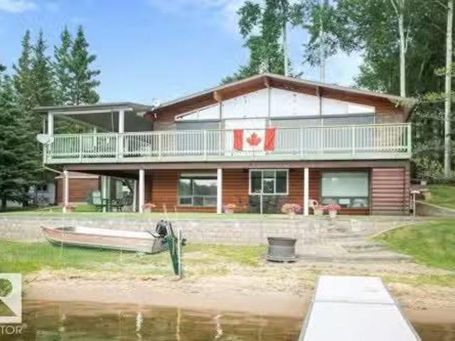 House for sale in Alberta