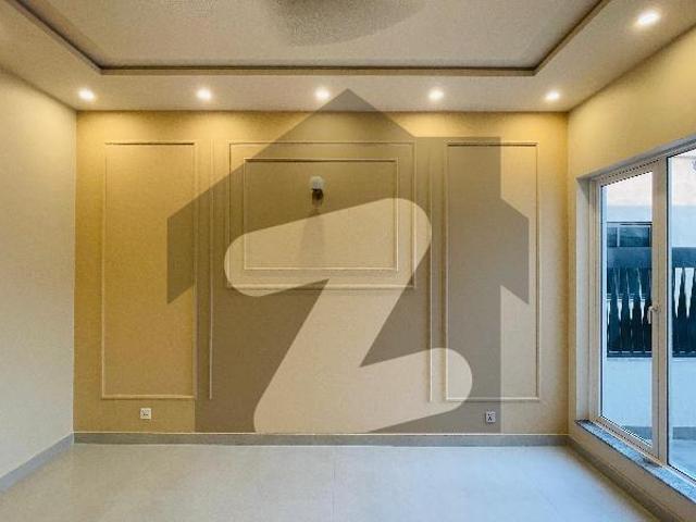 House for sale in Faisalabad, Islamabad Capital Territory