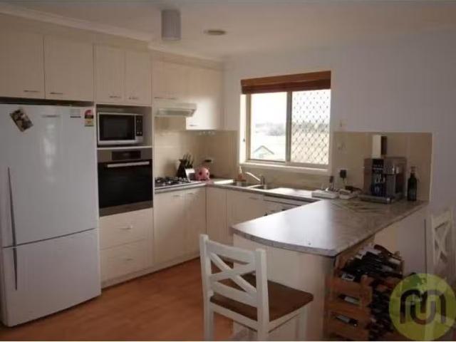 House for rent in Dunlop, Australian Capital Territory