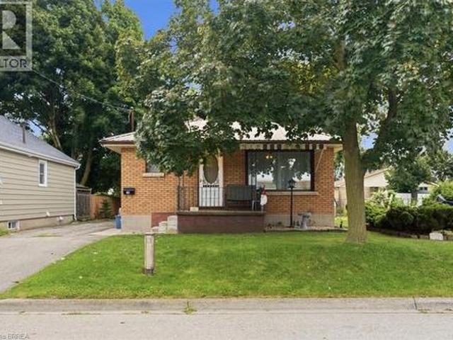 House for sale in Brant, Ontario