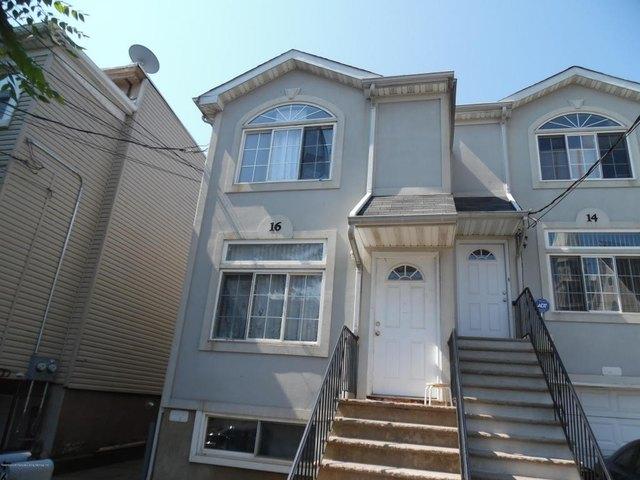 House for sale in Staten Island, New York