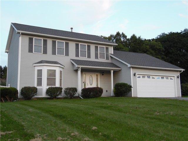 House for sale in Henrietta, New York