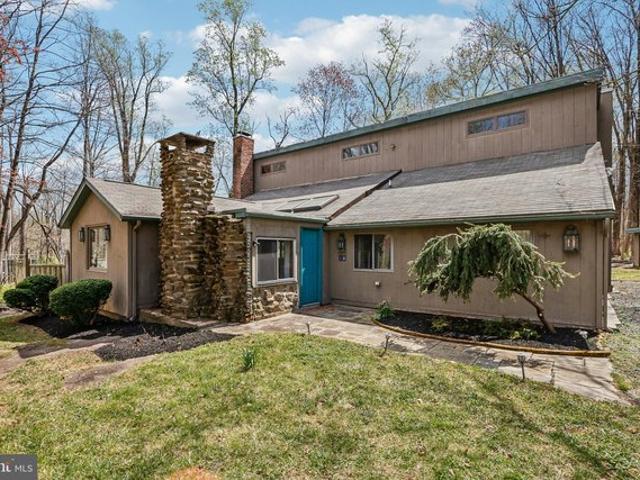 House for sale in Hopewell, New Jersey