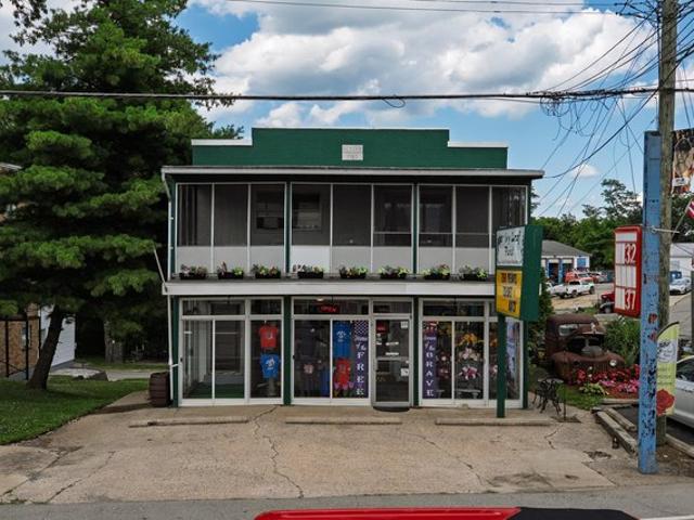 House for sale in Dry Ridge, Kentucky