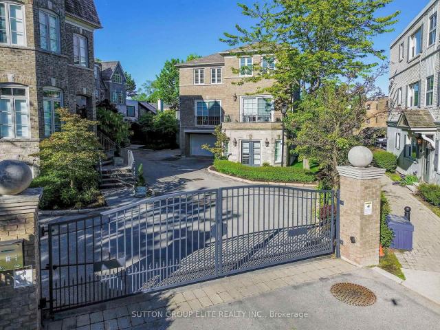 Condo for sale in Woburn, Ontario