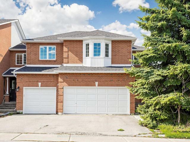 Townhouse for sale in Woburn, Ontario