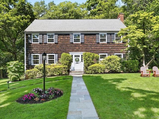 House for sale in Hartsdale, New York