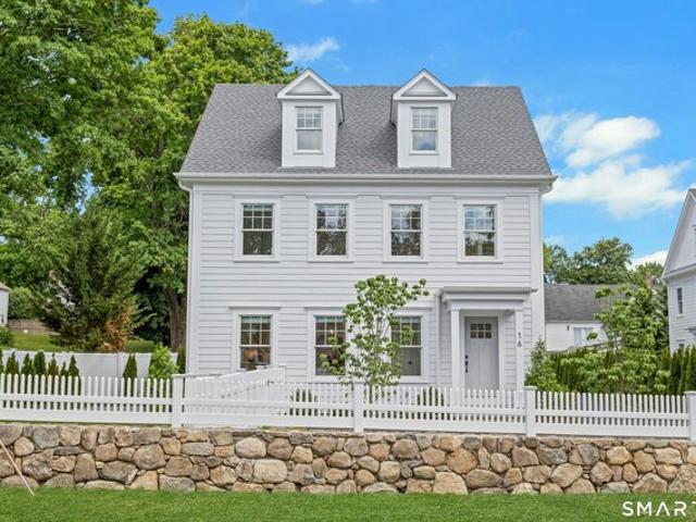 Townhouse for sale in New Canaan, Connecticut