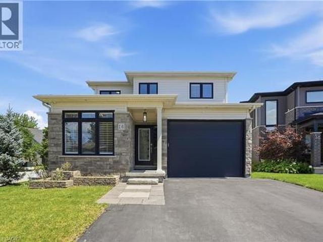 House for sale in Niagara, Ontario