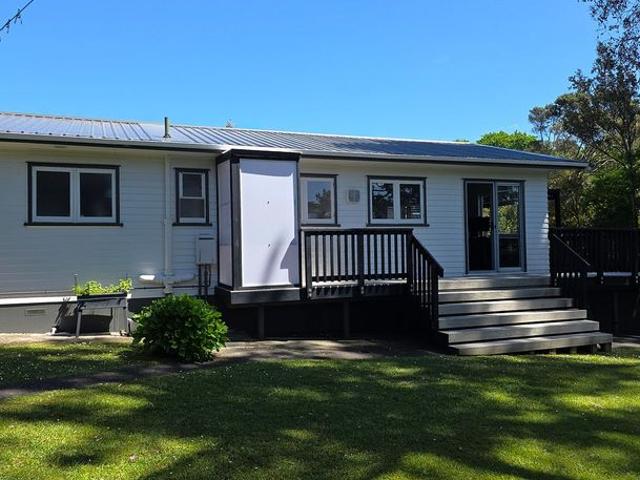House for rent in Beach Haven, Kaipātiki