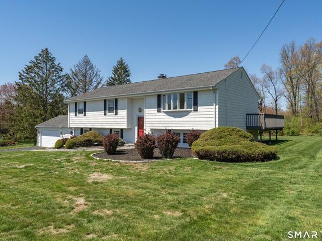 House for sale in North Branford, Connecticut