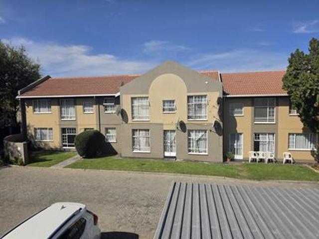 Townhouse for sale in Ekurhuleni, Gauteng